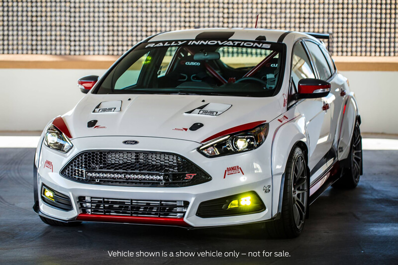 Ford-SEMA-2015-White-Focus-ST-Rally.jpg