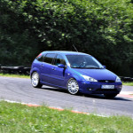 Ford Focus ST170 on the track